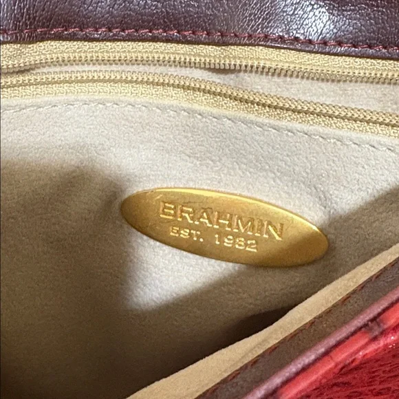 Brahmin‎ Crimson Croc-Embossed Crossbody Bag 9"x8.5" - Picture 10 of 15
